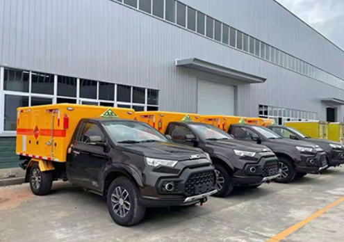 信州爆破器材运输车-保障安全与效率的关键
