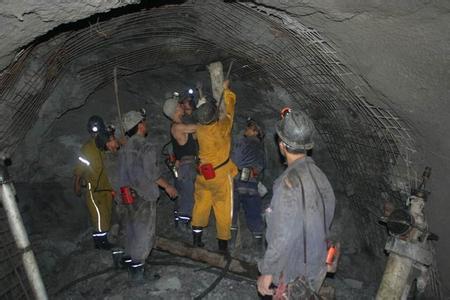 信州工程爆破中的危险因素分析以及应对工程爆破危险的措施